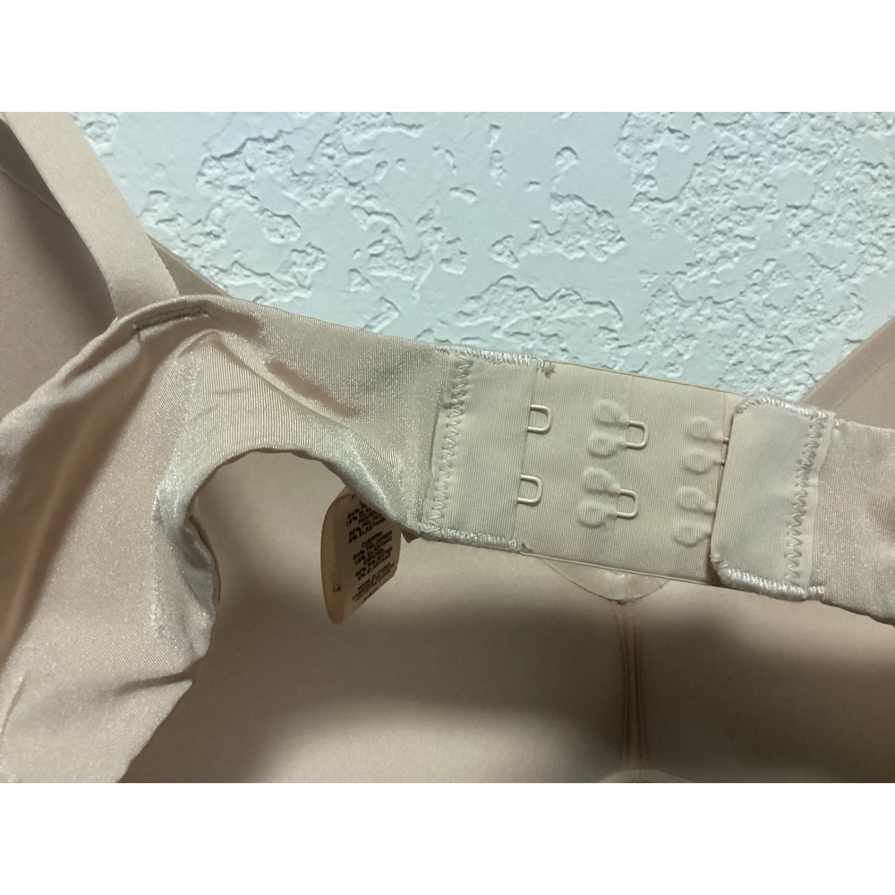Skims Wireless Padded Bra Womens 34D Beige Seamless Adjustable Straps - Picture 8 of 15